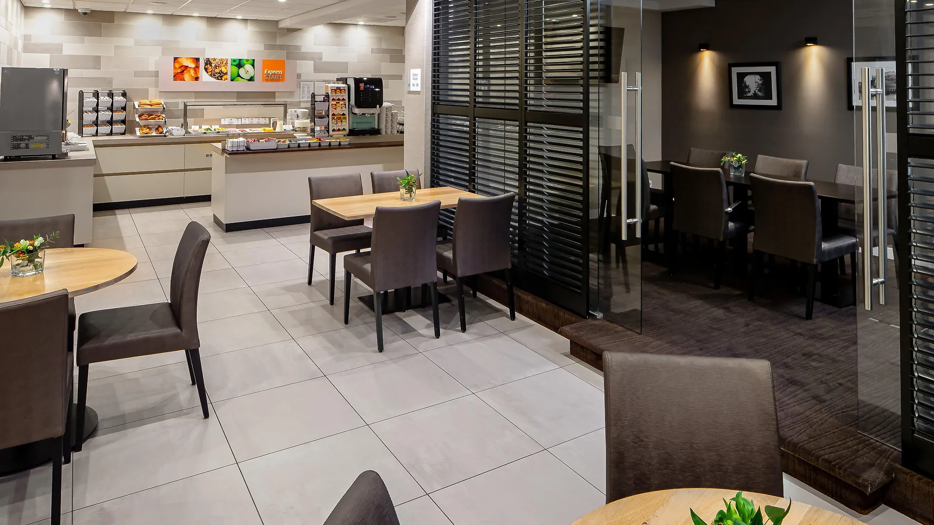Holiday Inn Express Amsterdam - South By Ihg 3*,  Países Bajos