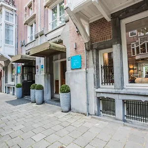 **** Otel Jl No76 Hollanda