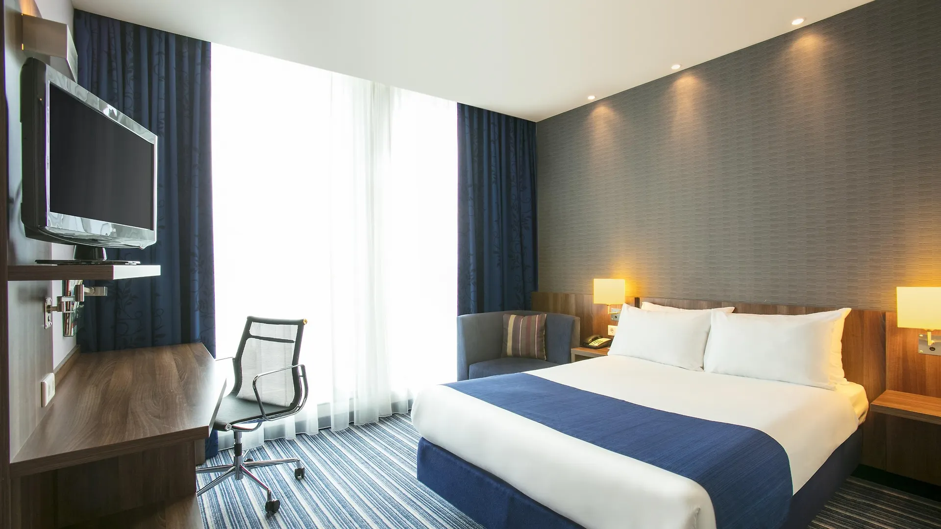 Holiday Inn Express Amsterdam - South By Ihg Нидерланды