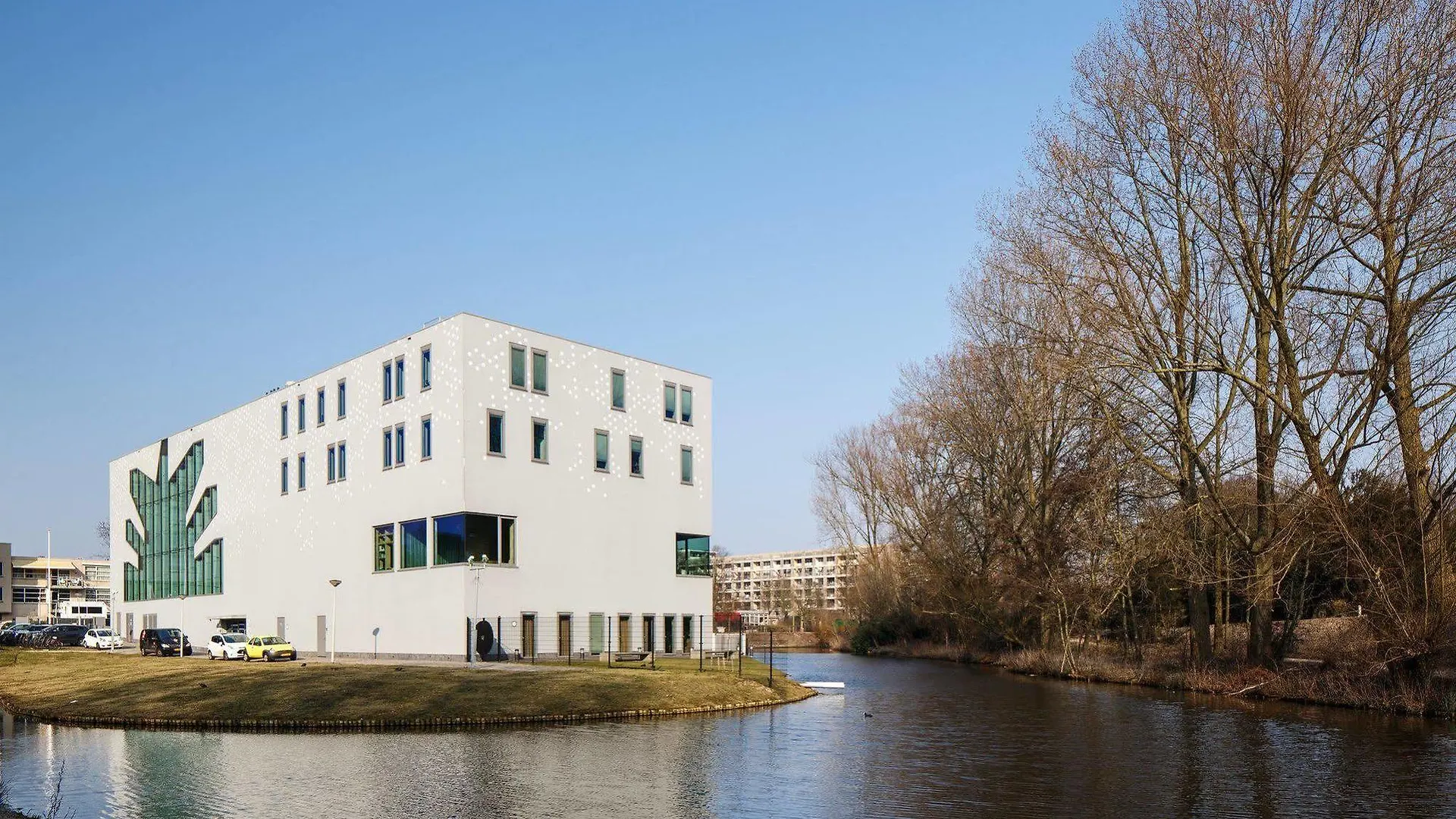 Holiday Inn Express Amsterdam - South By Ihg Отель